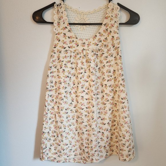 Lily White Tops - Floral tank top with crochet back